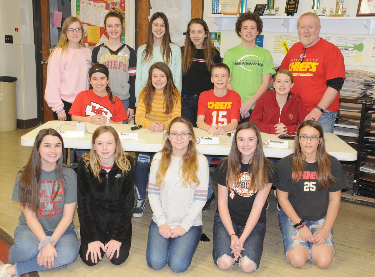 Tarkio Junior High Scholar Bowl Team hosts quad meet