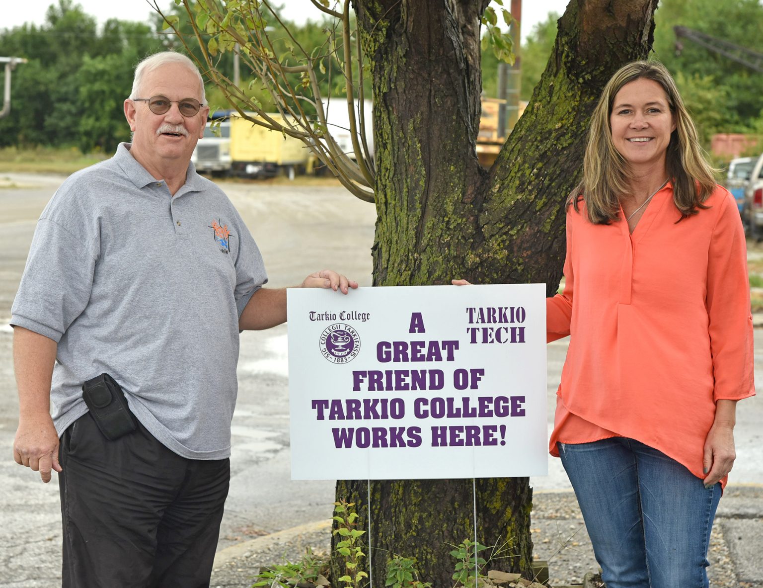 Tarkio Tech recognizes supporters with yard signs