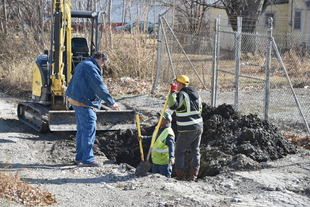Water main nicked in Tarkio alley