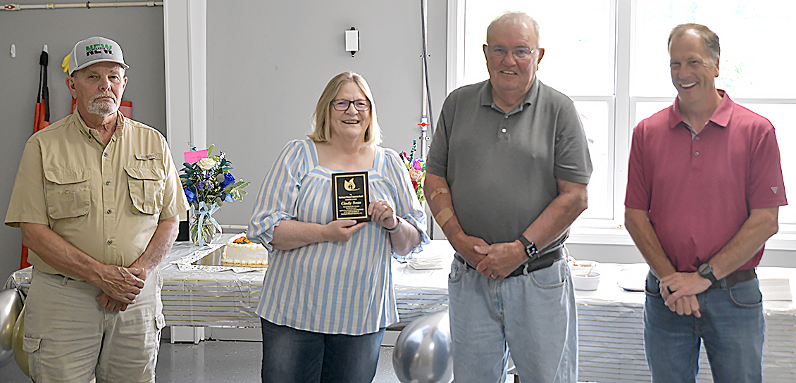 Sons retires from Northwest Missouri Industries